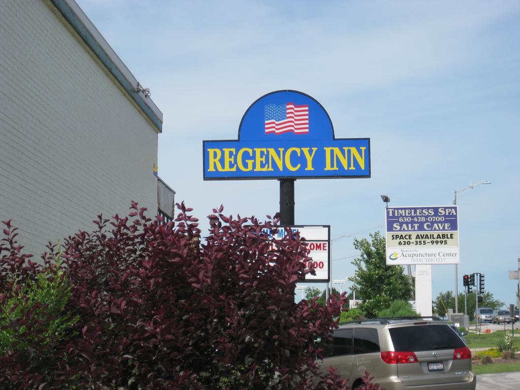 Regency Inn Of Naperville Exteriör bild