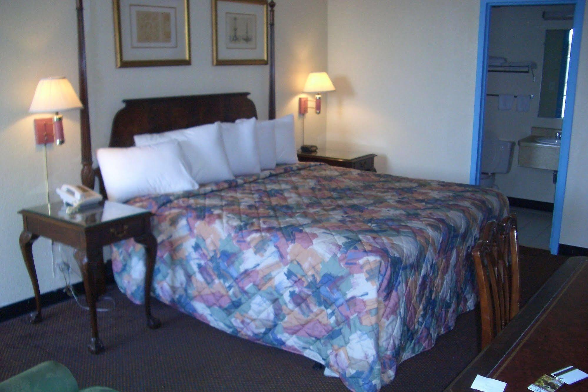 Regency Inn Of Naperville Exteriör bild